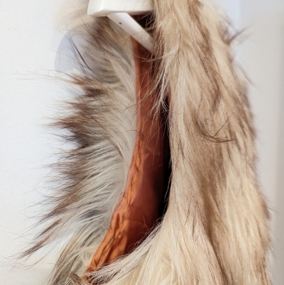 Real Fur Vest, Size 42 - Picture 3 of 11